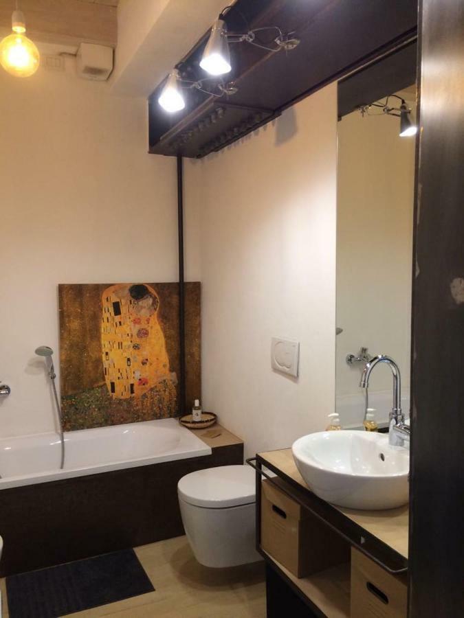Cathedral'S Nest Apartment Como Exterior photo